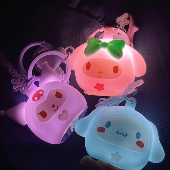 Sanrio Luminous Light Up My Melody Keychain - Picture 2 of 3